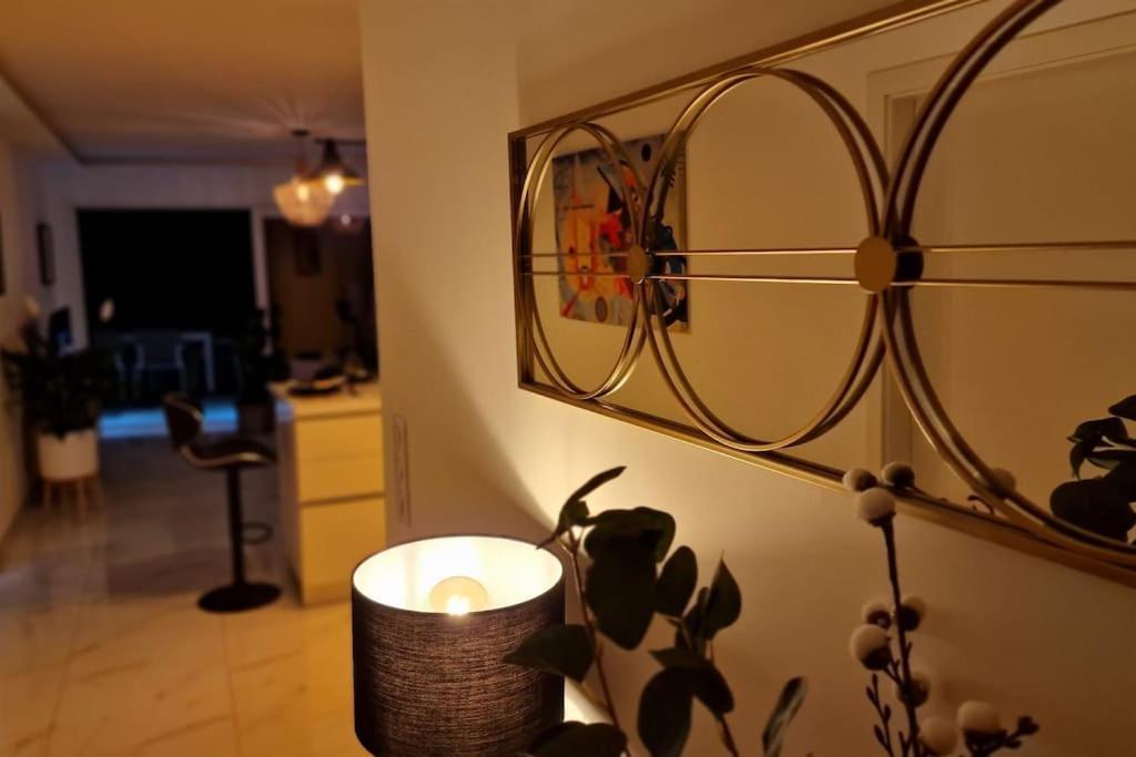 Suite Prestige Logement Neuf Avec Spa Et Ecran De Cinema En Rez De Jardin Colmar Exterior foto