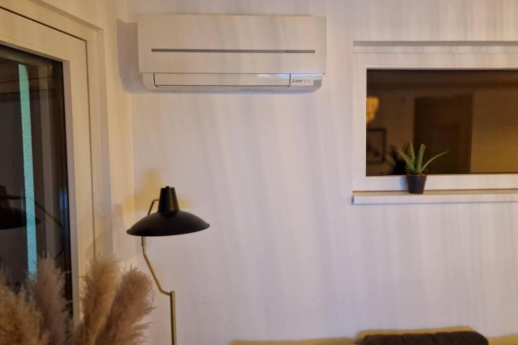 Suite Prestige Logement Neuf Avec Spa Et Ecran De Cinema En Rez De Jardin Colmar Exterior foto
